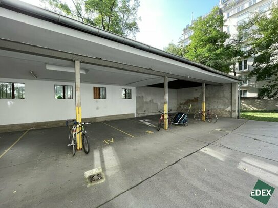 Stellplätze unter Carport in einem ruhigen Innenhof der Mommsengasse zu vermieten