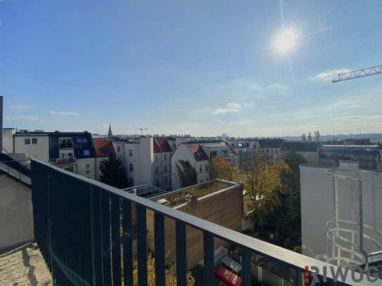 3-Zimmer Dachgeschoss-Maisonette Wohnung mit Balkon und südseitiger Innenhofterrasse | Schönbrunn-/Glorietteblick | Fer…