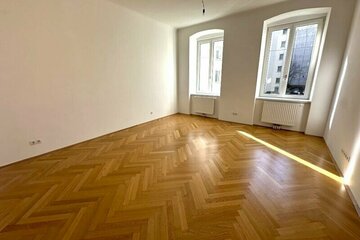 LAZARETTGASSE - NADLERGASSE, AKH-Nähe, unbefristete 67 m2 Altbau, 2 Zimmer, Wohnküche, Wannenbad, Parketten, SAT/TV, 1. Liftstock