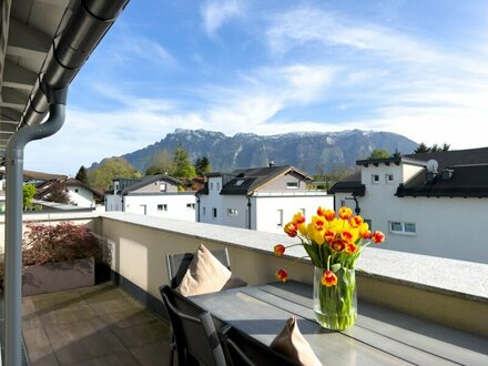 Penthouse mit Sonnenterrasse, Bergblick, Kachelofen & Lift