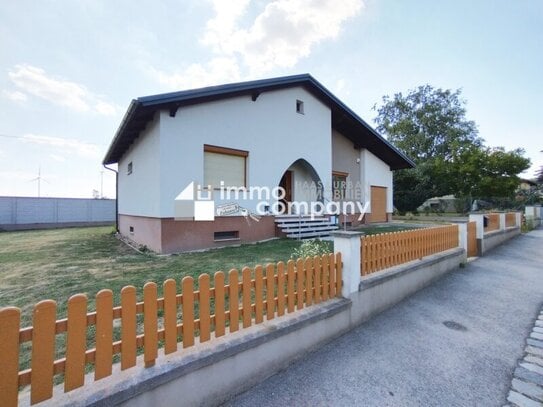 BUNGALOW in ruhiger, grüner Lage mit Garten, Keller und Garage nahe Kittsee