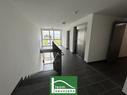 Wunderschöne 1.Bezug-Dachgeschoss Wohnung ohne Dachschrägen! 2- Zimmer Wohntraum mit Garagen Stellplatz! Nähe Badeteich…