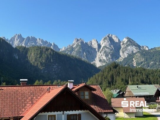 Traumhafte Wohnung in Gosau, mit Blick auf den Gosaukamm - 3 Zimmer, Loggia, Garage und Kellerabteil