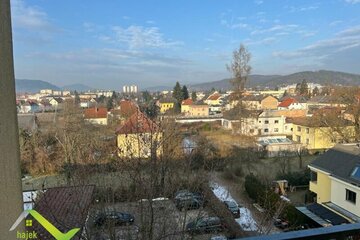 Klagenfurt- Familienwohnung im Dachgeschoss mit Loggia, Aufzug und Tiefgarage