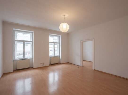 ++NEU++ Renovierungsbedürftige 3-Zimmer Altbau-Wohnung in zentraler Lage!