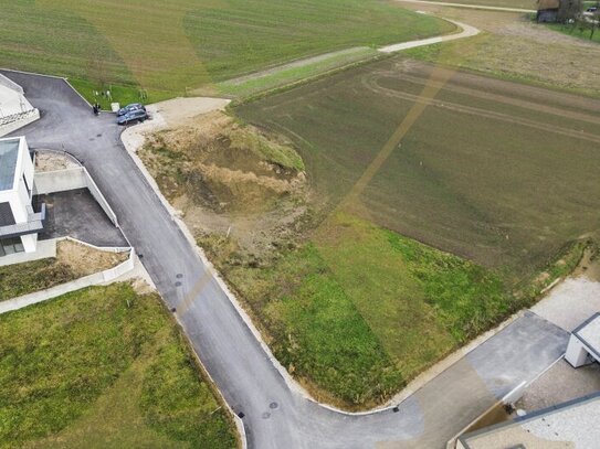 Ruhig gelegenes Baugrundstück mit toller Aussicht für Ihr Eigenheim in Offenhausen zu verkaufen!