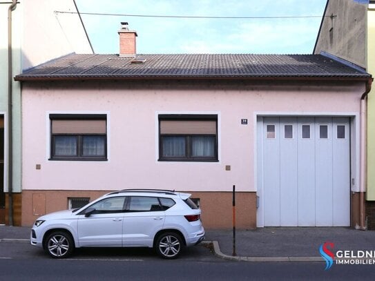 Bauernhaus mit Rollstuhl-Lift, Nebengebäuden und großem Grundstück inmitten der Gemeinde Stoob