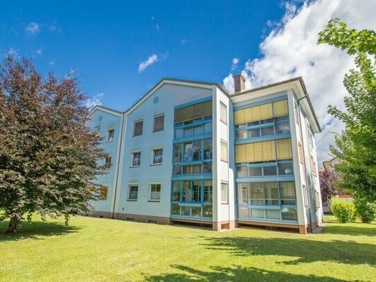 Komplett möblierte Zweizimmerwohnung am Glanradweg Nähe Klinikum inkl. Tiefgaragenstellplatz