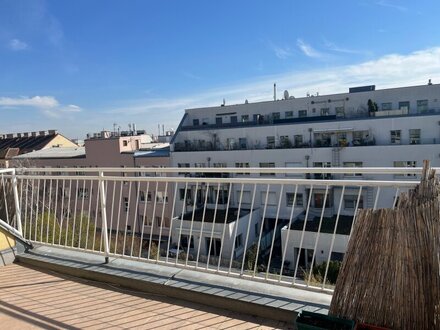 Klausgasse - helle 3 Zimmer DG-Wohnung mit 11,20m2 Terrasse
