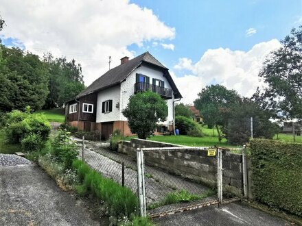 Einfamilienhaus am Sackgassenende in ganztags sonniger Aussichtslage