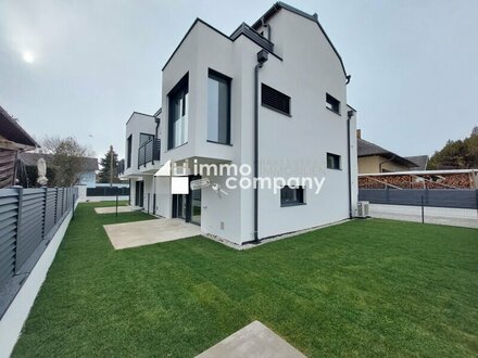 Moderne Doppelhaushälfte in Wien mit Garten, Balkon und 2 Stellplätzen - Erstbezug inklusive!