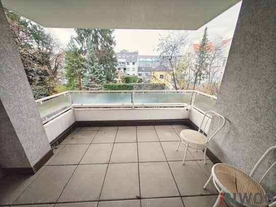 117m² Büro mit 4 - 5 Zimmern und Balkon | barrierefrei | alle Räume zentral begehbar