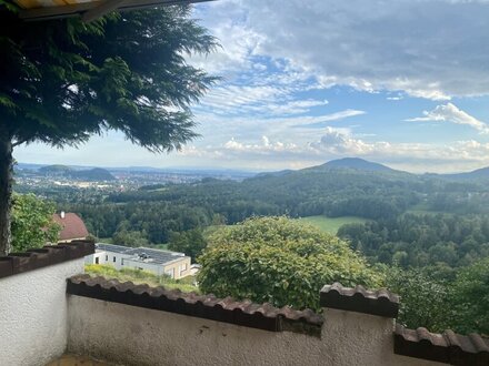 Grundstück mit Blick auf Graz mit renovierungsbedürftigem Haus/Krail-Stattegg