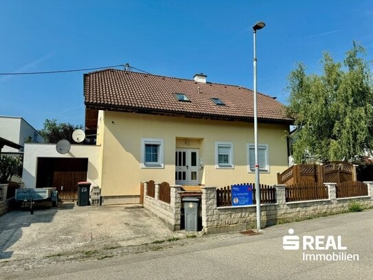 Großzügiges Einfamilienhaus samt Garage und großem Garten in sehr guter Lage in Gunskirchen!