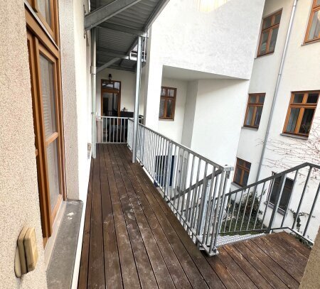 4 Zimmer Maisonettewohnung (EG + 1. Stock) + Eigengarten ca. 51 m² + 1 Balkon ca. 8 m²