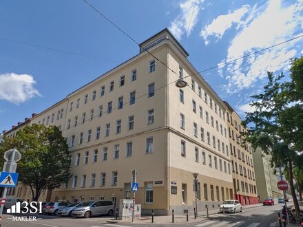 2 Zimmer Altbauwohnung zum selbst gestalten in gepflegter Jahrhundertwende Liegenschaft mit Lift
