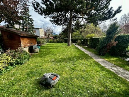 Haus mit Garten und Garage im Grünen des 21. Bezirks, Schwarze Lackenau, auf Pachtgrund