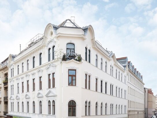 Bezaubernde 1,5-Zimmer-Wohnung in einem wunderschönen Stilaltbau!