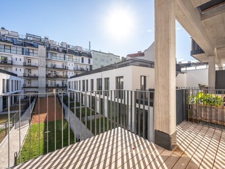 ++NEU++ Hochwertiger 1-Zimmer Altbau-Erstbezug mit ca. 6m² Balkon in Hoflage!