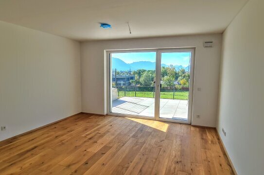 Panoramalage Bergheim: Neuwertige 3 Zimmer-Wohnung mit großer Terrasse!