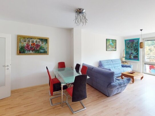 Moderne 2-Zimmer-Wohnung mit Balkon und Garagenplatz am Laaer Wald