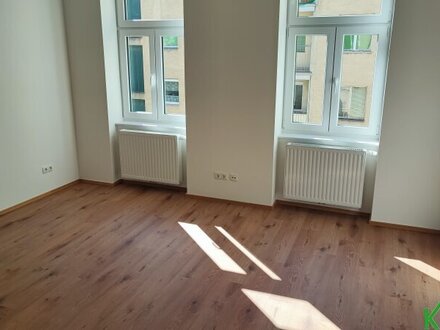 GENERALSANIERTE 1-ZIMMER-ALTBAUWOHNUNG