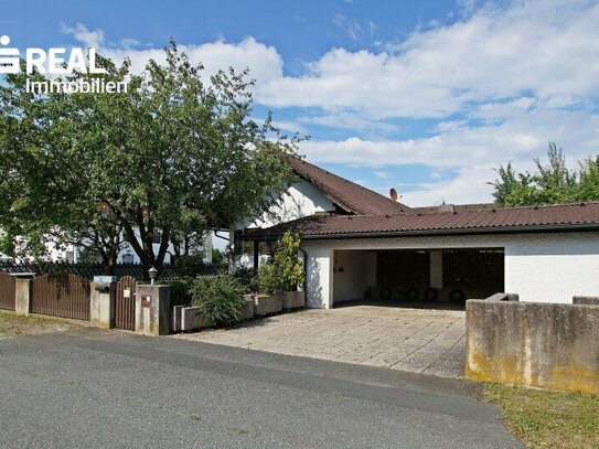 Schmuckes Eigenheim im "Landhaus-Stil" mit potenzieller Einliegerwohnung in guter Lage! Sofort beziehbar!