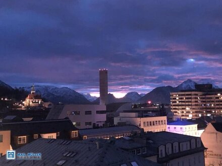 MIETPREIS gesenkt !!! - Die 2 Zimmer Wohnung mit Weitblick ganz oben ....- Besichtigungen sind jetzt wieder möglich
