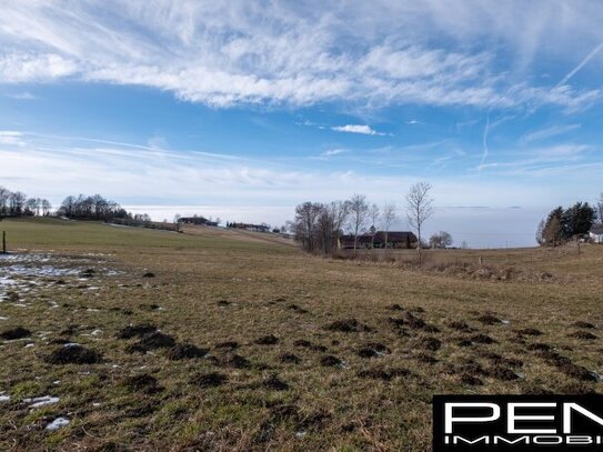 EIDENBERG:Traumhafte Aussicht auf dem Baugrundstück