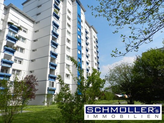 4-Zimmer-Wohnung mit Loggia und Garagenplatz in Stadtrandlage