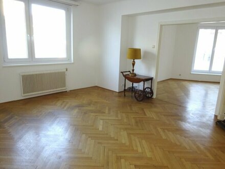 Alt-Hietzing: charmante, ruhige 3 Zimmerwohnung in Bestlage, Küche, sehr freundlich, Nähe Schönbrunn und U4!