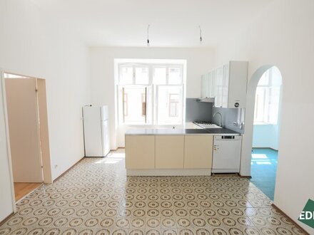 Heller 4-Zimmer-Altbau in ruhiger Lage