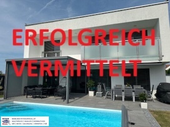 "ERFOLGREICH VERMITTELT" Modernes und Neuwertiges Einfamilienhaus in Top-Lage mit Pool