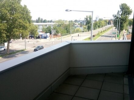 Möblierte 2-Zimmer mit Balkon nahe der Oberen Alten Donau / UNO-CIty!