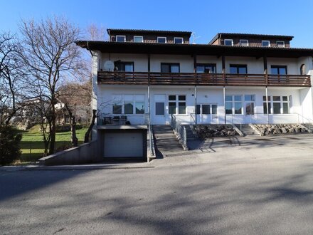 Wohnhaus mit 8 Wohnungen, unweit von Straßwalchen