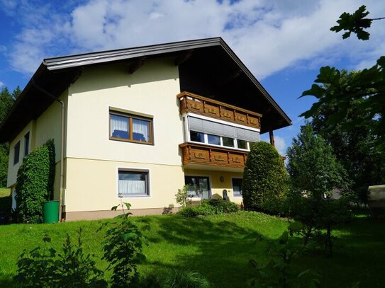 Großräumiges Haus mit schöner Fernsicht am Stadtrand von Feldkirchen!