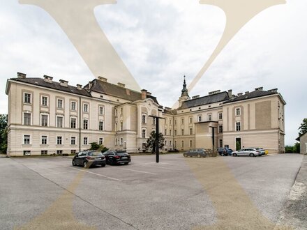 Altbau-Bürofläche im bischöflichen Seminar Melk zu vermieten! Umbau und Sanierung nach Mieterwunsch!