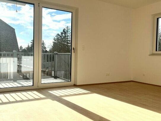Provisionsfrei!!! Wohntraum in der Nähe zum Naturerholungsgebiet – Dachgeschosstraum in Ruhelage mit 13 m² Terrasse
