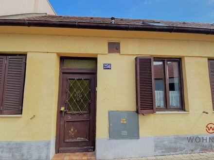 Altes Bauernhaus wartet auf neuen Besitzer !