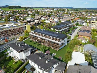 Ortszentrum Seekirchen - multifunktionale 2,5-Zimmer-Erstbezugs-Wohnung mit Garten!