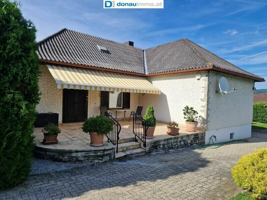 Einfamilienhaus in Bungalowbauweise mit Garten und Gartenhaus in Walpersbach