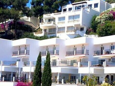 3-Zimmer Apartment in Spanien auf Ibiza mit privatem Pool - in einer bewachten Wohnanlage „Can Bonbon“