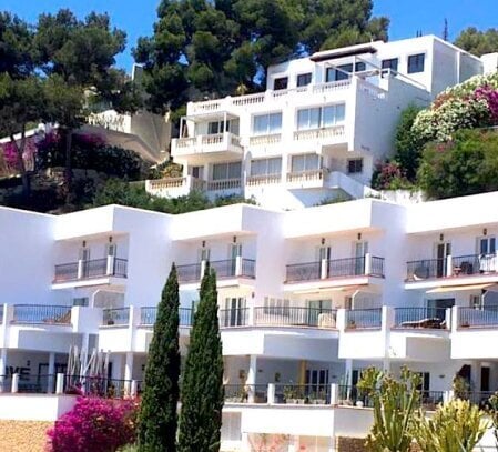 3-Zimmer Apartment in Spanien auf Ibiza mit privatem Pool - in einer bewachten Wohnanlage „Can Bonbon“