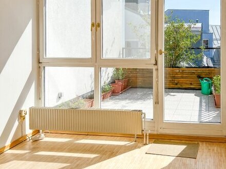 *Entzückende Dachterrassen-Maisonette* Nähe Friedensbrücke und Augarten