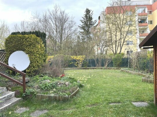 2 Zimmer-Wohnung mit großem Garten in Spratzern