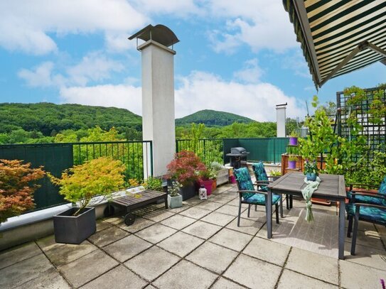 Dachterrasse mit Grünblick - Eine Traumwohnung für ruhesuchende Paare!