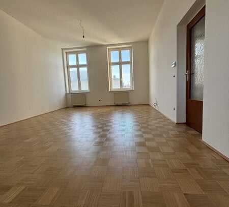 Großzügige 3-Zimmerwohnung mit rd. 90 m² in hervorragender Zentrumslage von Wels! Perfekte Anbindung, Infrastruktur und…