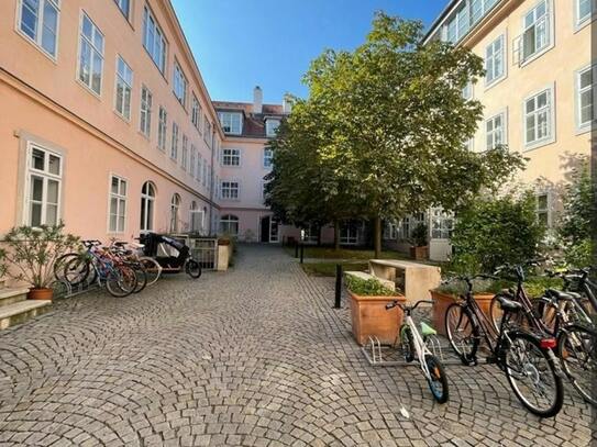 Breite Gasse, Vienna