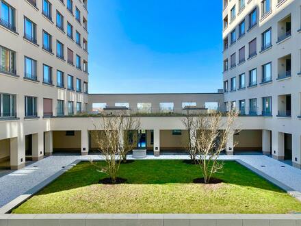 Gabriele-Tergit-Promenade, Berlin