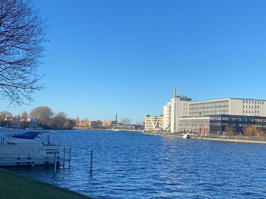 Schnellerstraße, Berlin